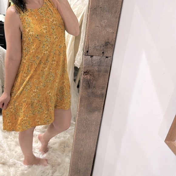 Old Navy Mustard Floral Dress size large - Picture 3 of 7